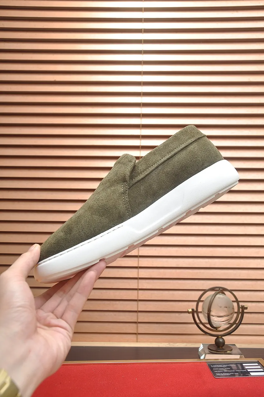 Men's men's shoes 💰700💶[LOUIS VUITTON] new original order 🍀LV Louis Vuitton * - top version of LV classic trendy shoes! Made of imported original LV fabric with rubber surface, breathable cowhide lining, and original wear-resistant rubber foam outsole! High quality products! The yardage is 38-44.